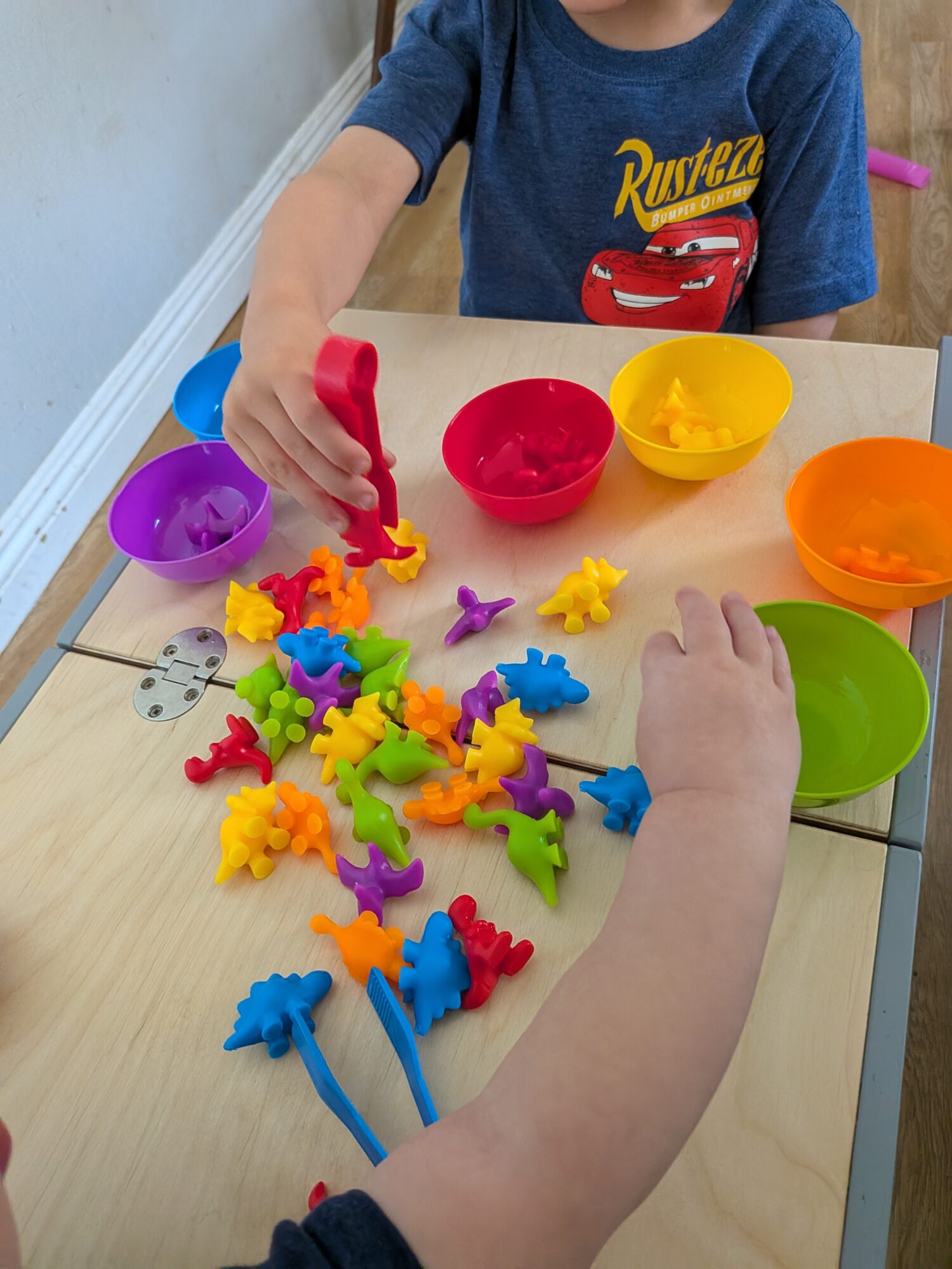 Dino Sorting - Cooking With Toddlers